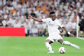 英媒：曼联、利物浦等多支英超球队关注希腊岁中场卡里萨斯.